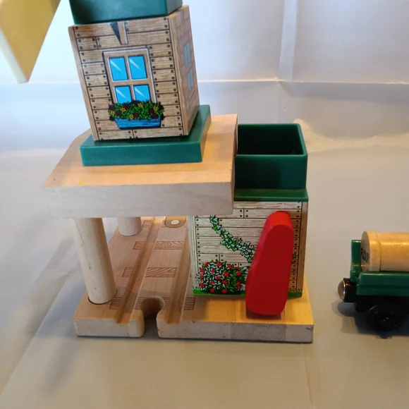 Thomas and Friends Toys - Picture 6 of 17